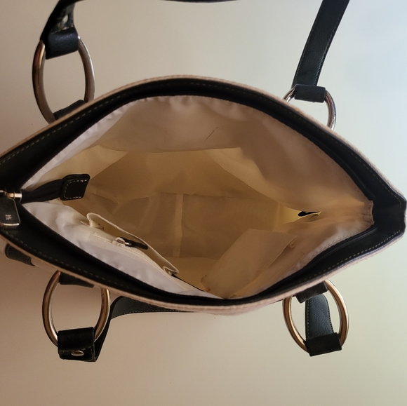 New York and company purse - Picture 6 of 6